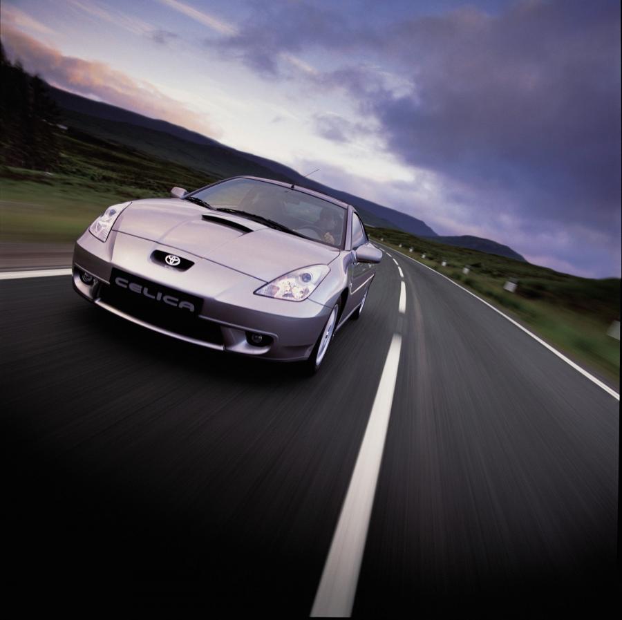  Toyota Celica 2000 года  (фото 4 из 53)